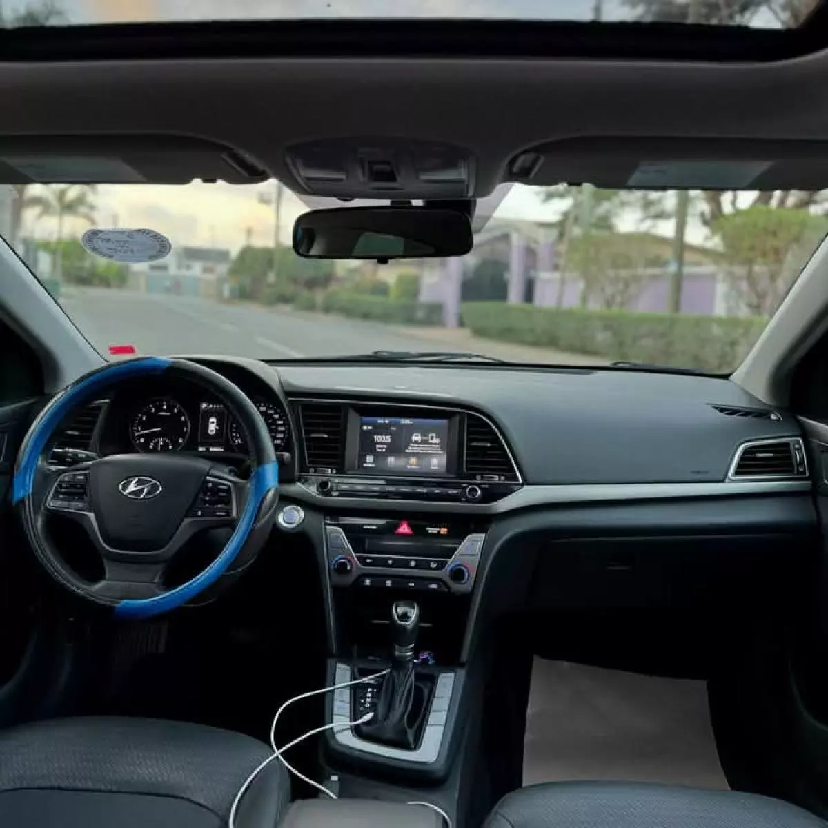 Hyundai Elantra   - 2018