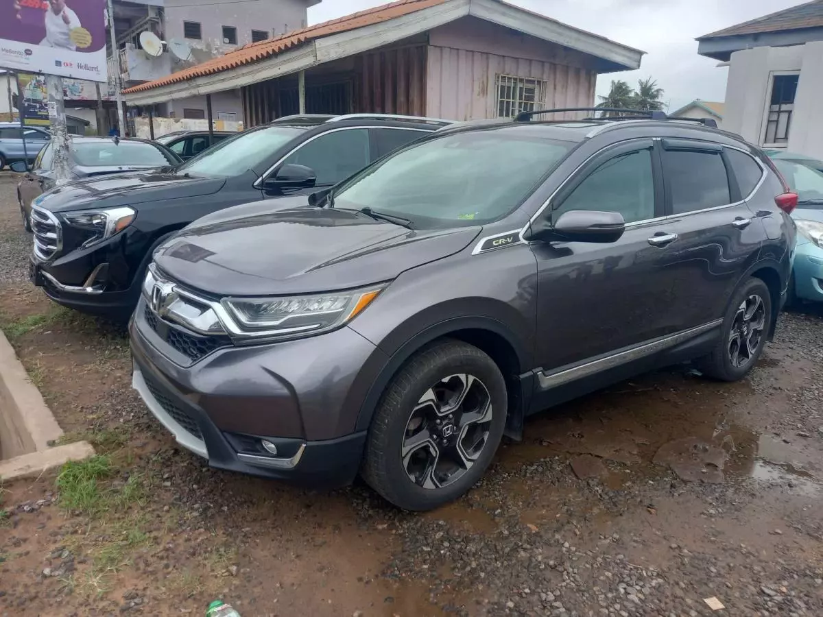 Honda CR-V   - 2017