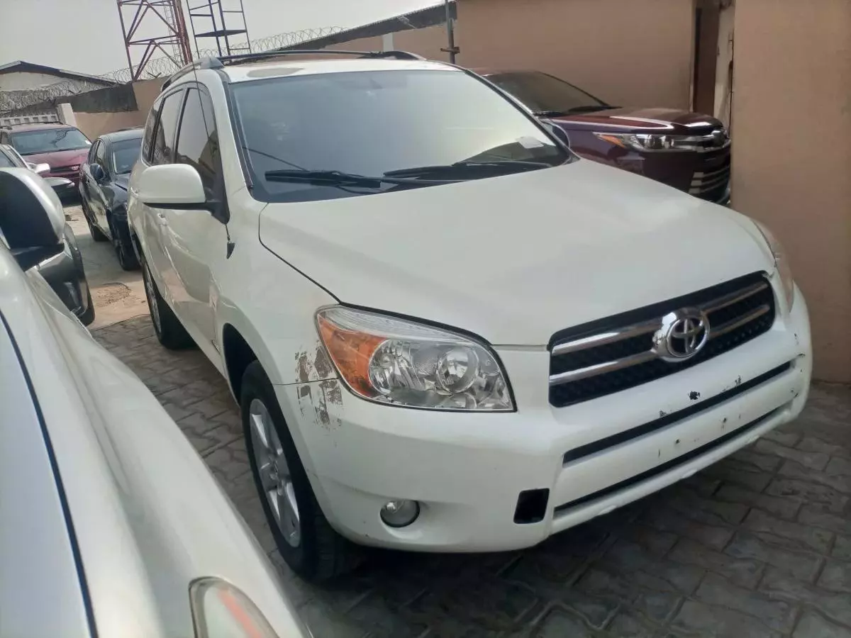 Toyota RAV 4 - 2008