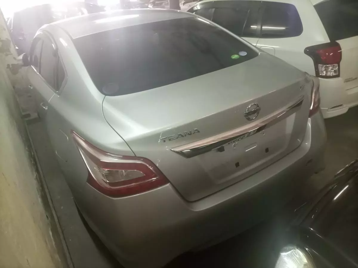 Nissan Teana - 2015