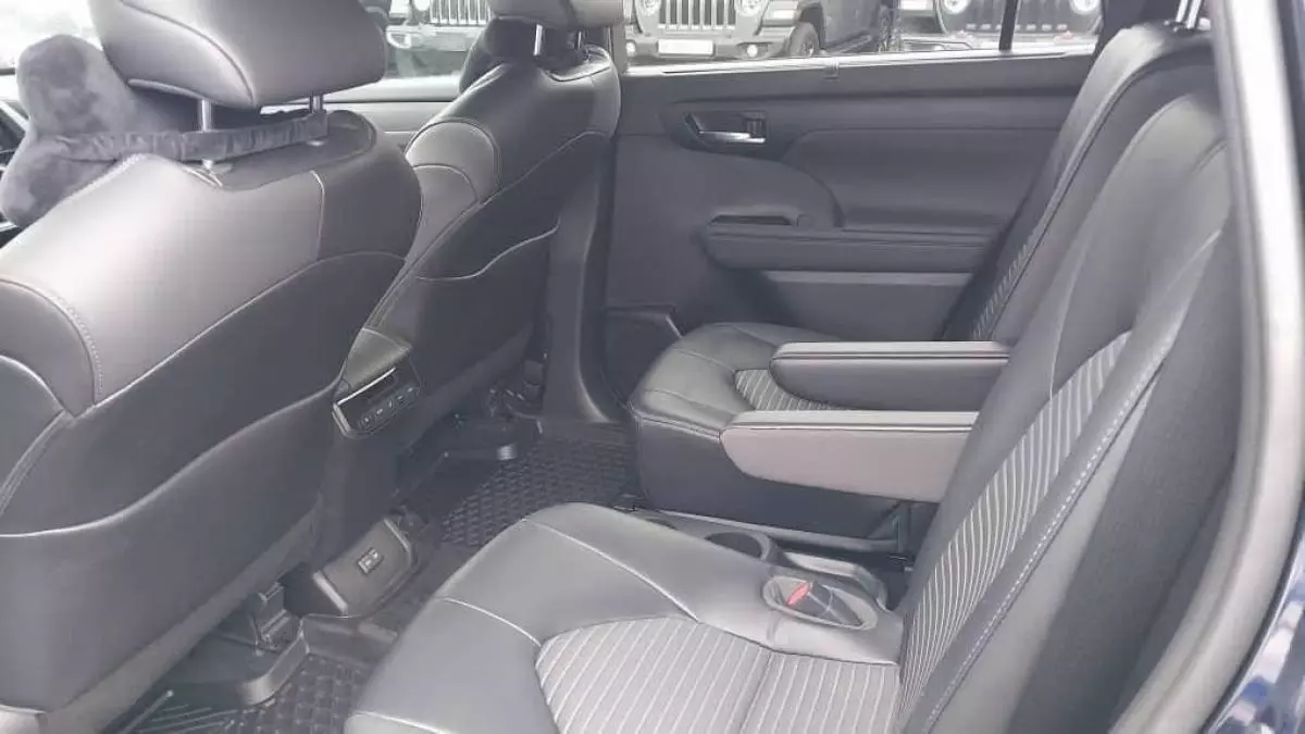 Toyota Highlander - 2022