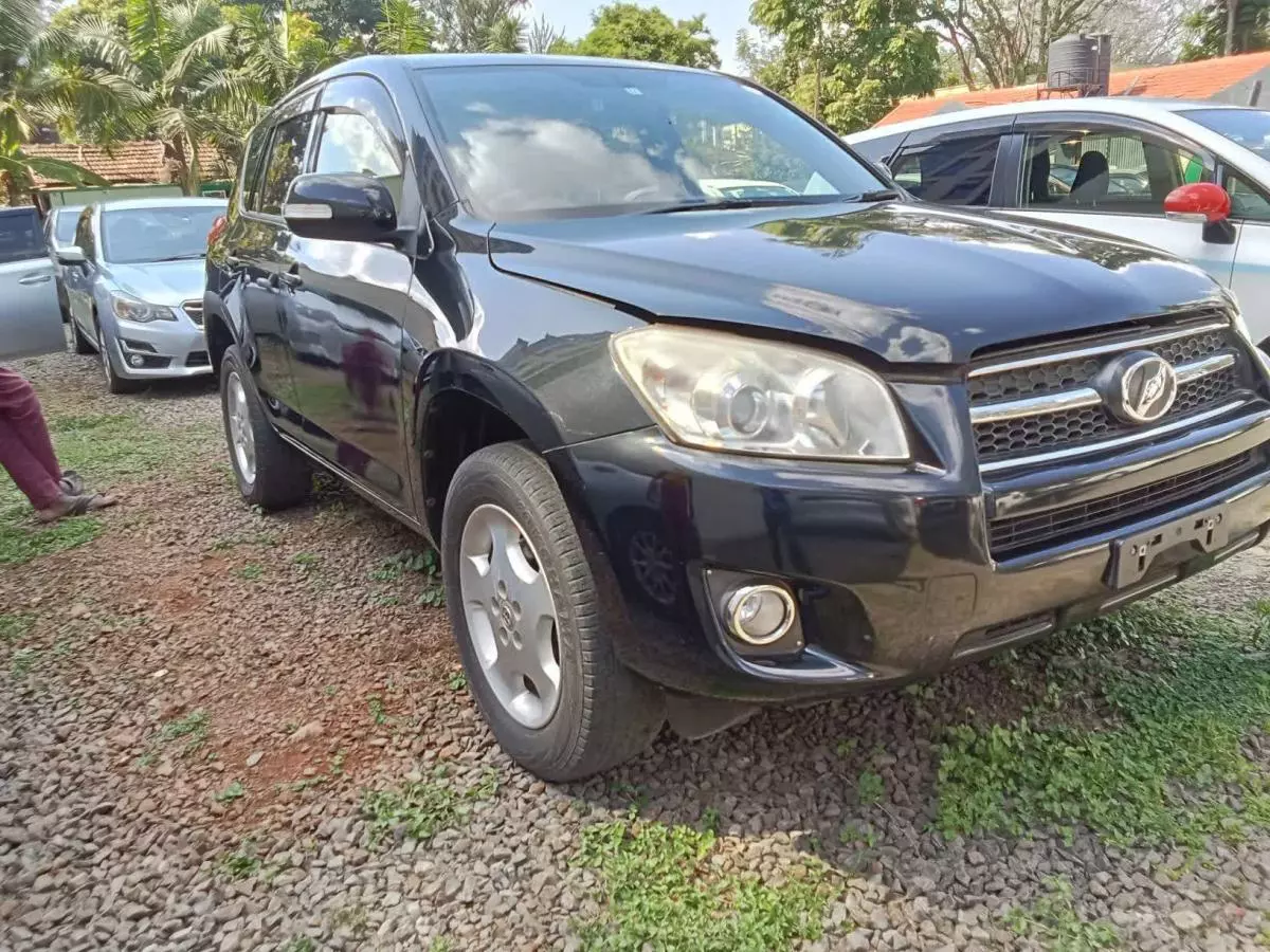 Toyota RAV 4   - 2015