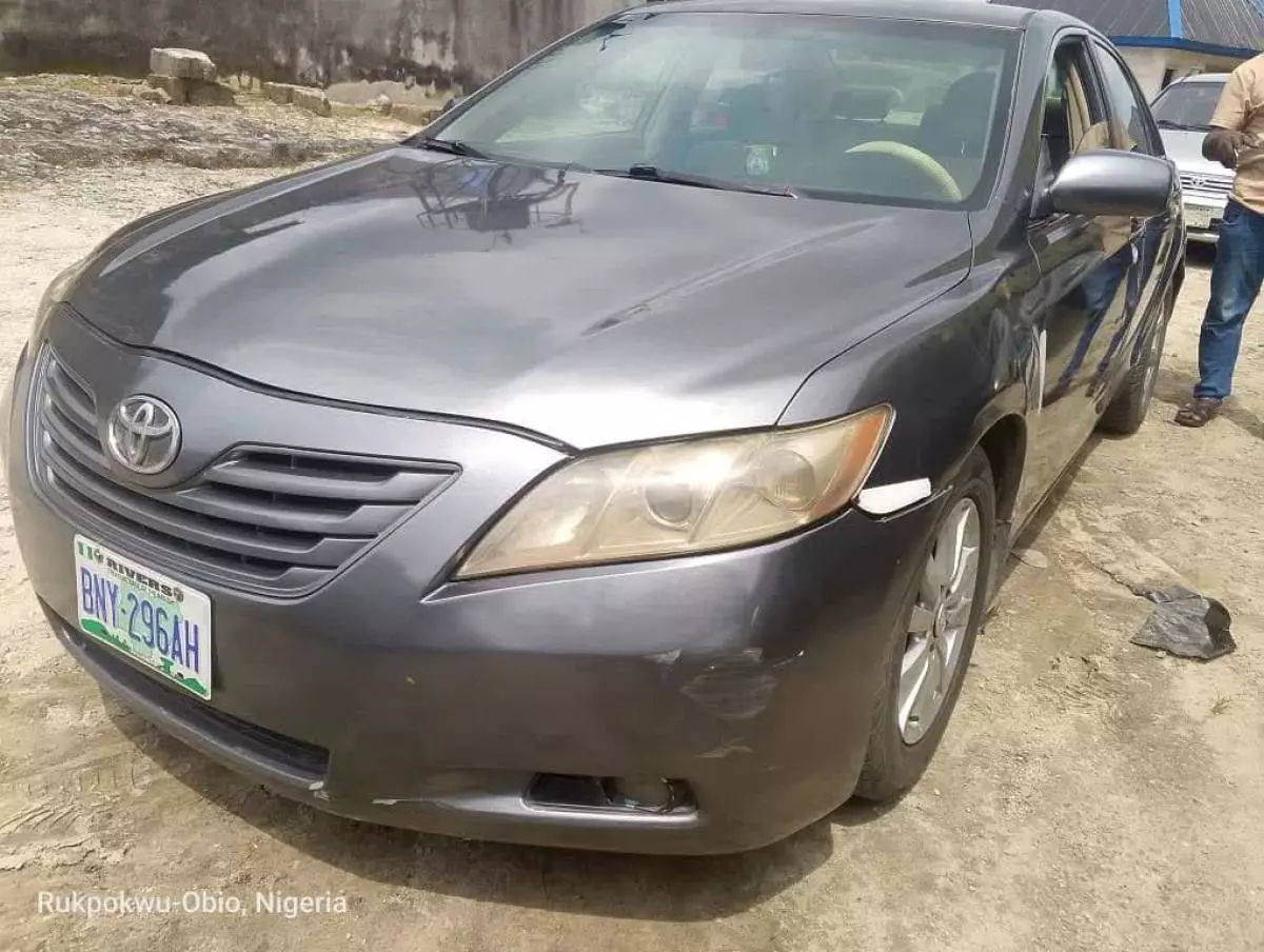 Toyota Camry   - 2008