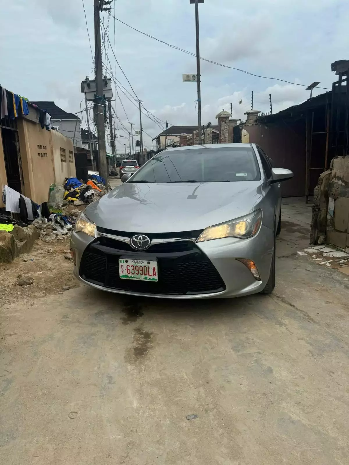 Toyota Camry   - 2016