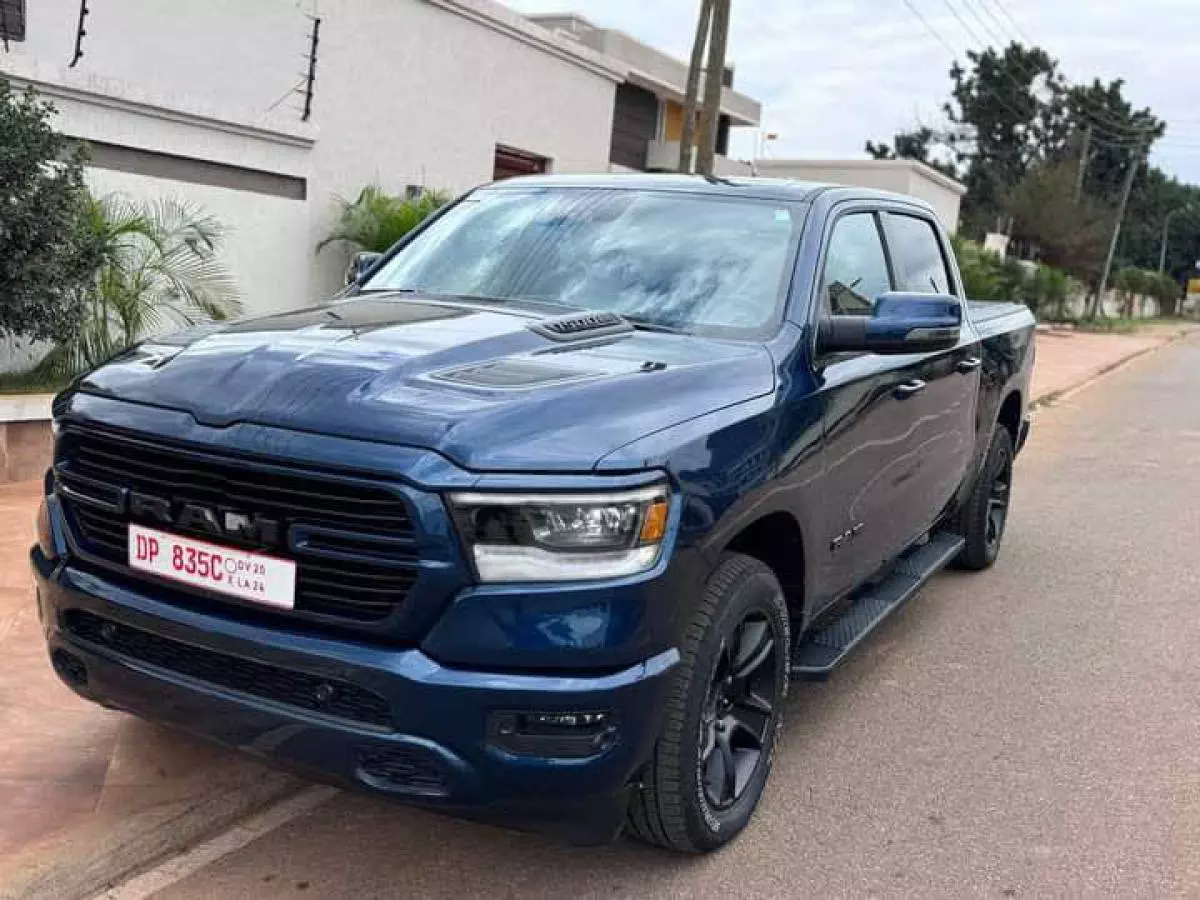 Dodge RAM   - 2023