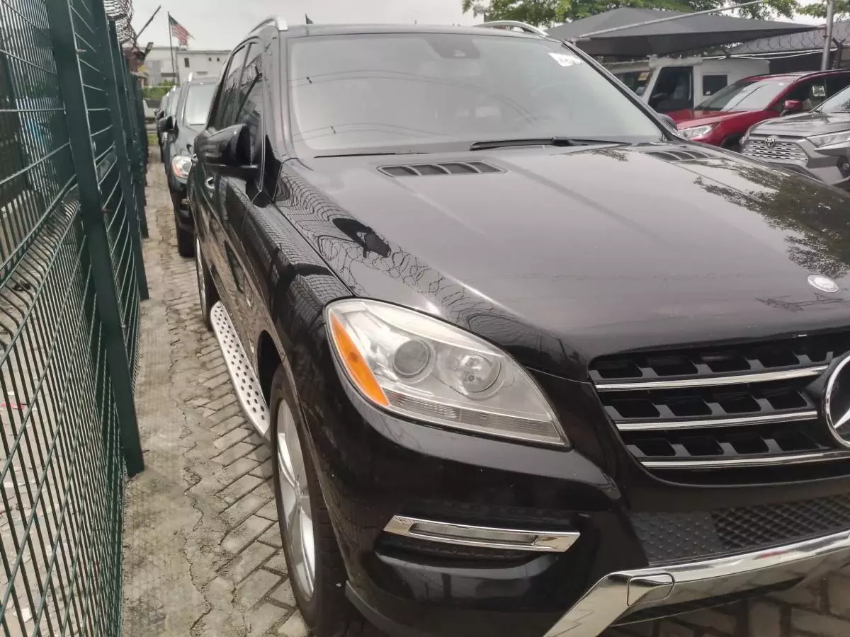 Mercedes-Benz ML 350   - 2012