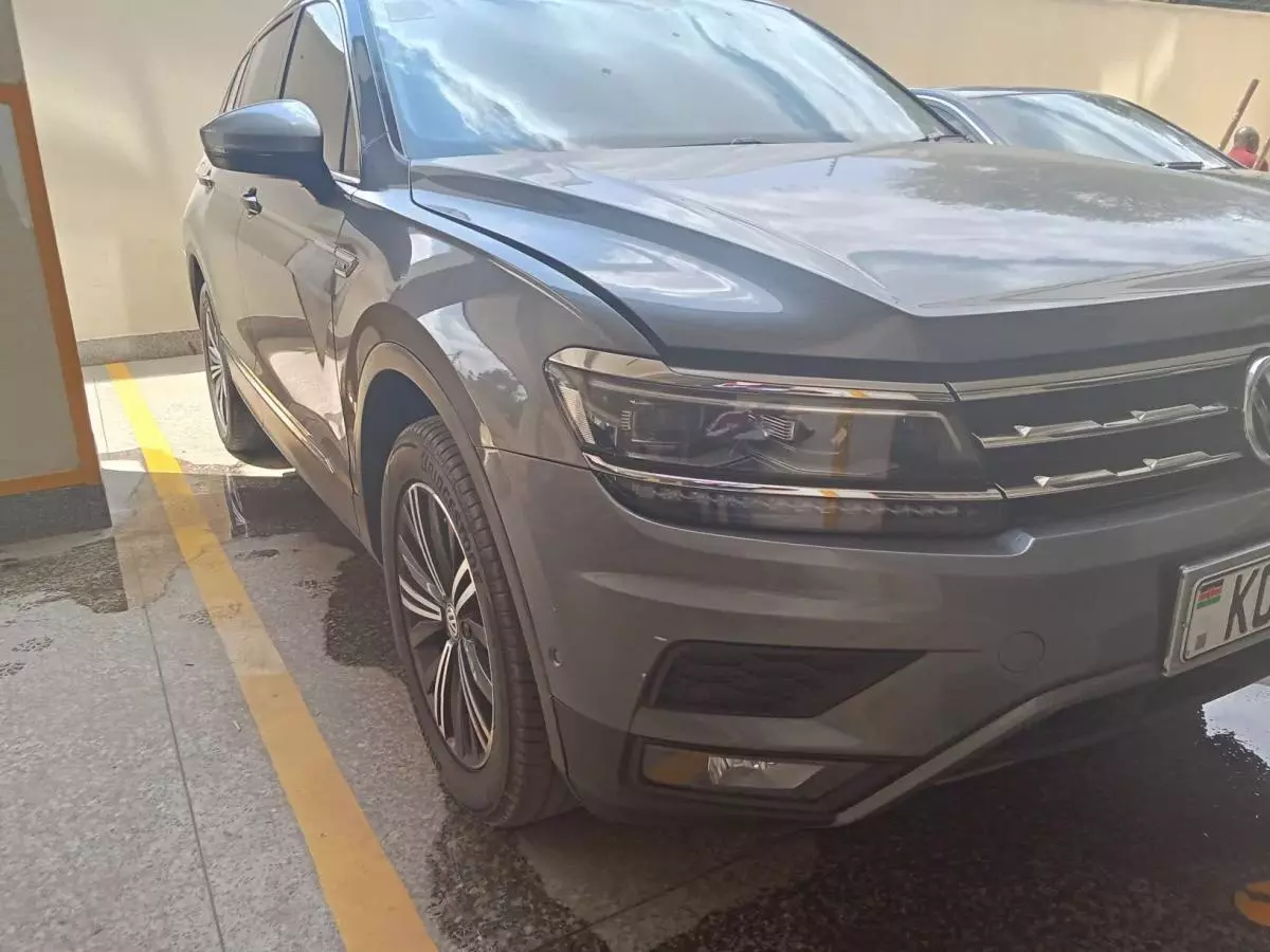 Volkswagen Tiguan Allspace   - 2020