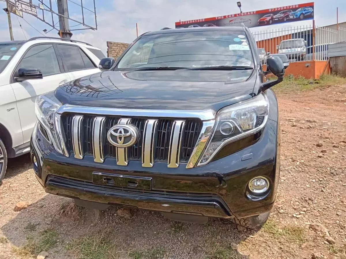 Toyota Landcruiser prado TX   - 2015