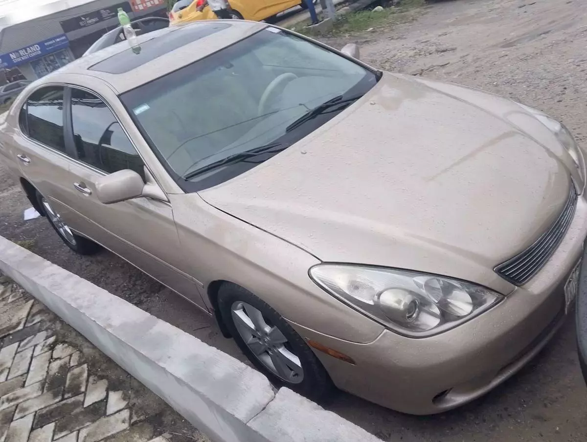 Lexus ES 330   - 2005