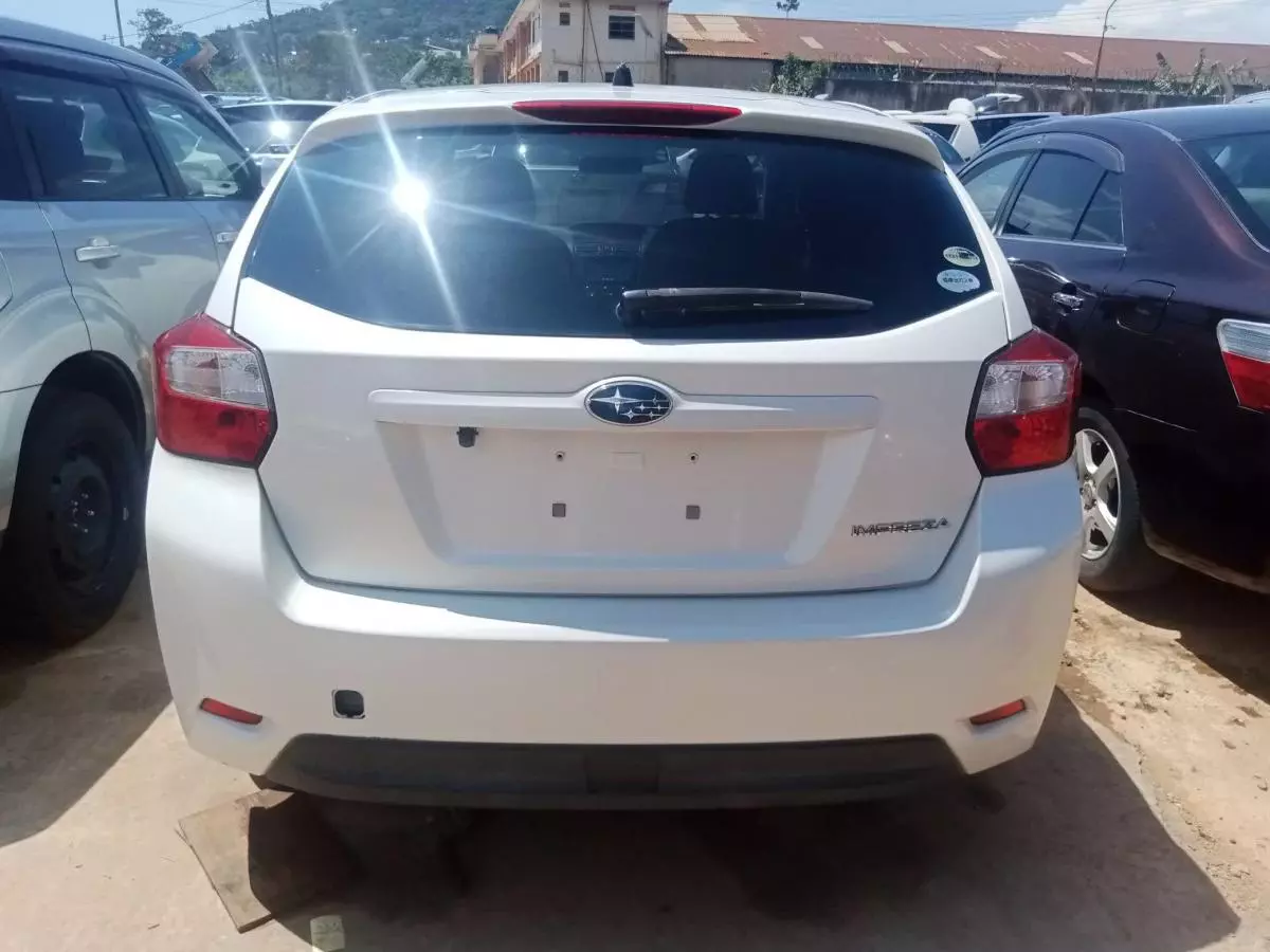 Subaru Impreza   - 2015