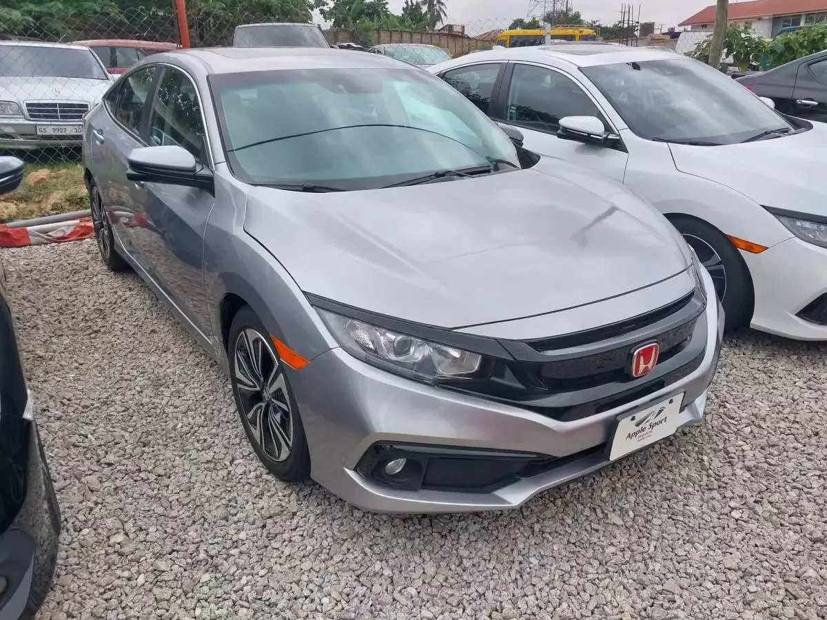 Honda Civic   - 2016