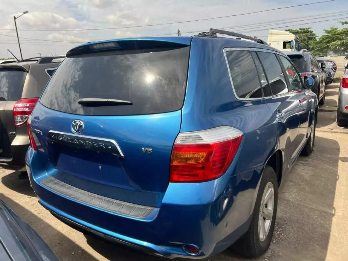 Toyota Highlander   - 2008