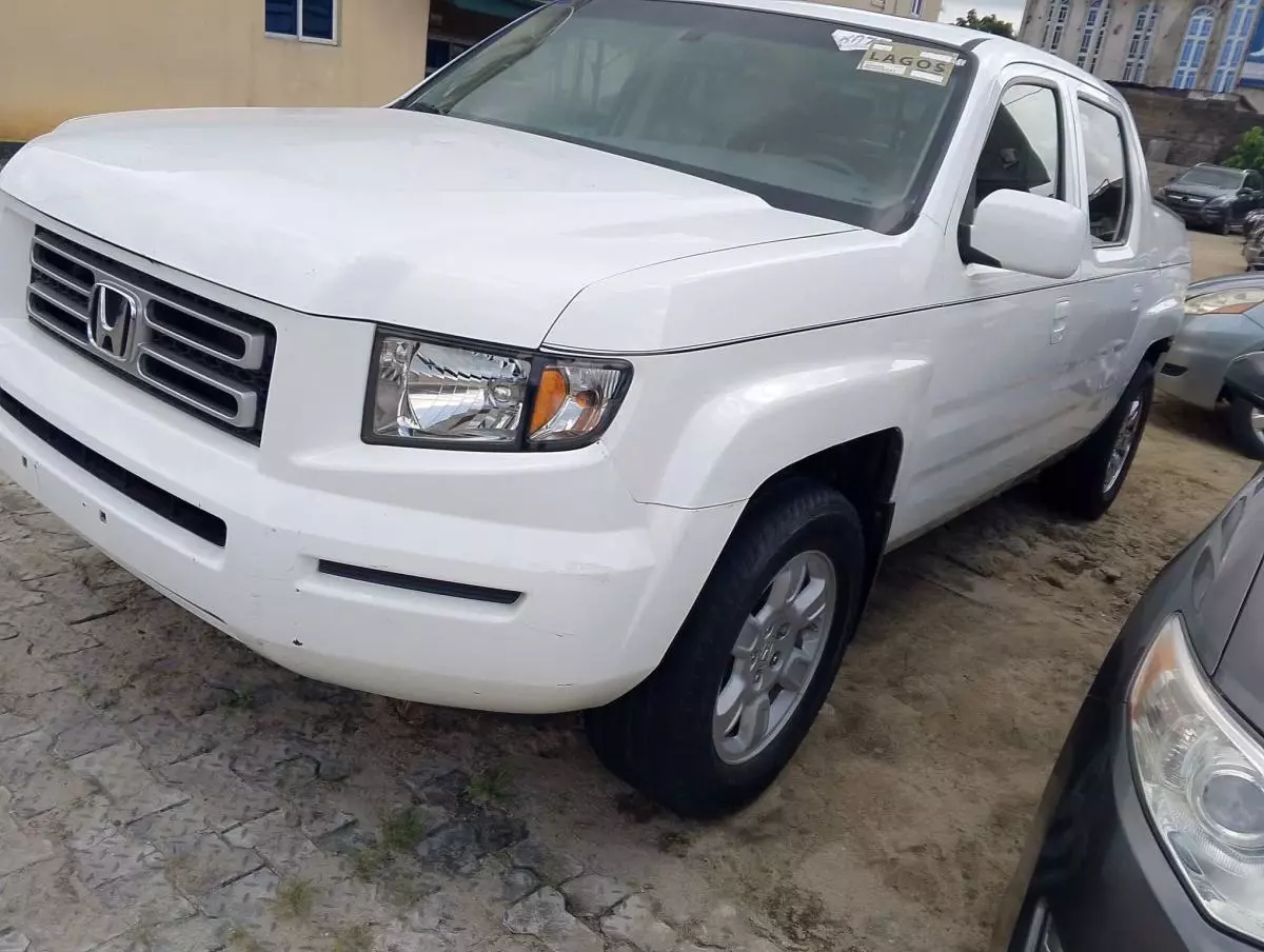 Honda Ridgeline   - 2008