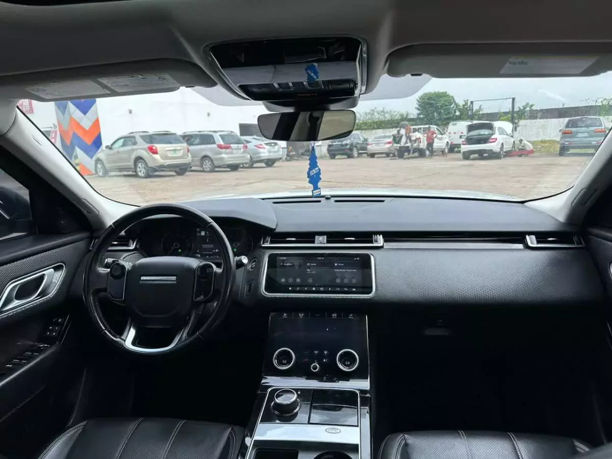 Land Rover Range Rover Velar   - 2019