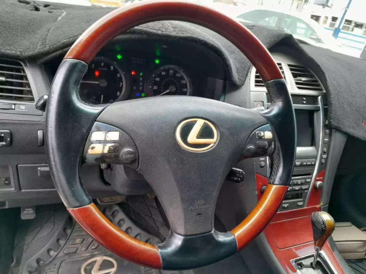 Lexus ES 350   - 2009