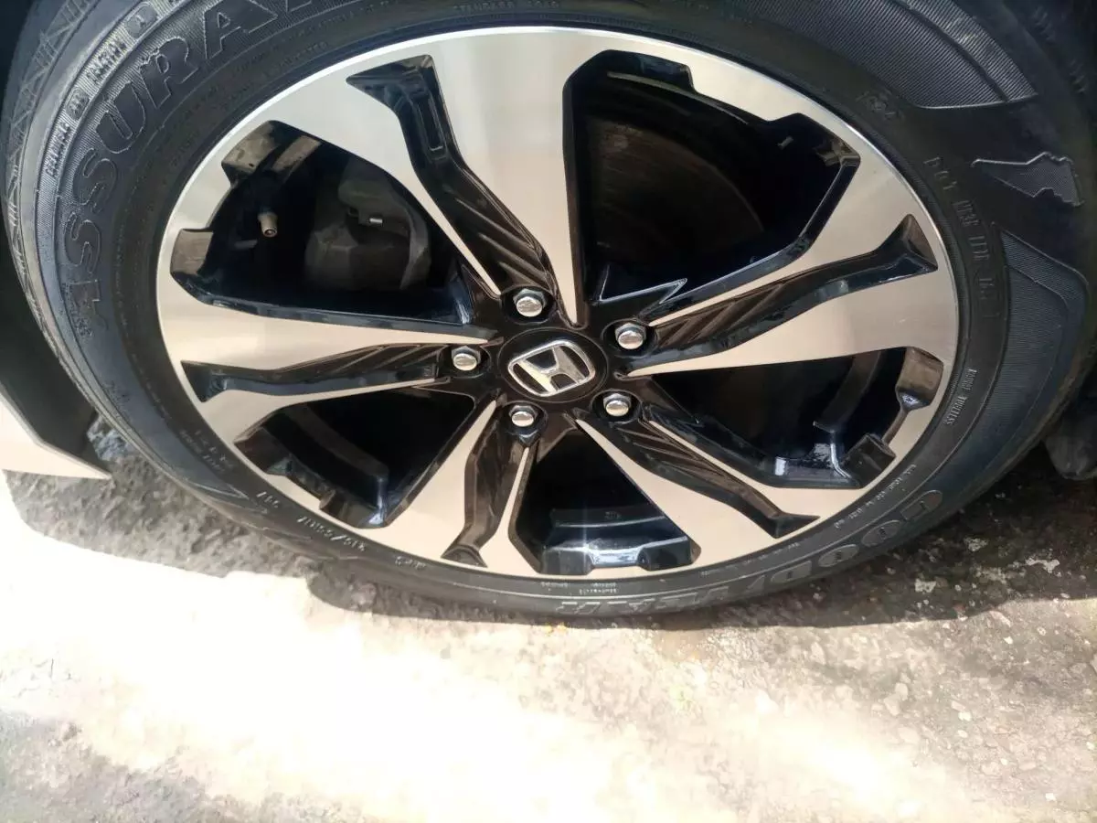 Honda Accord - 2013