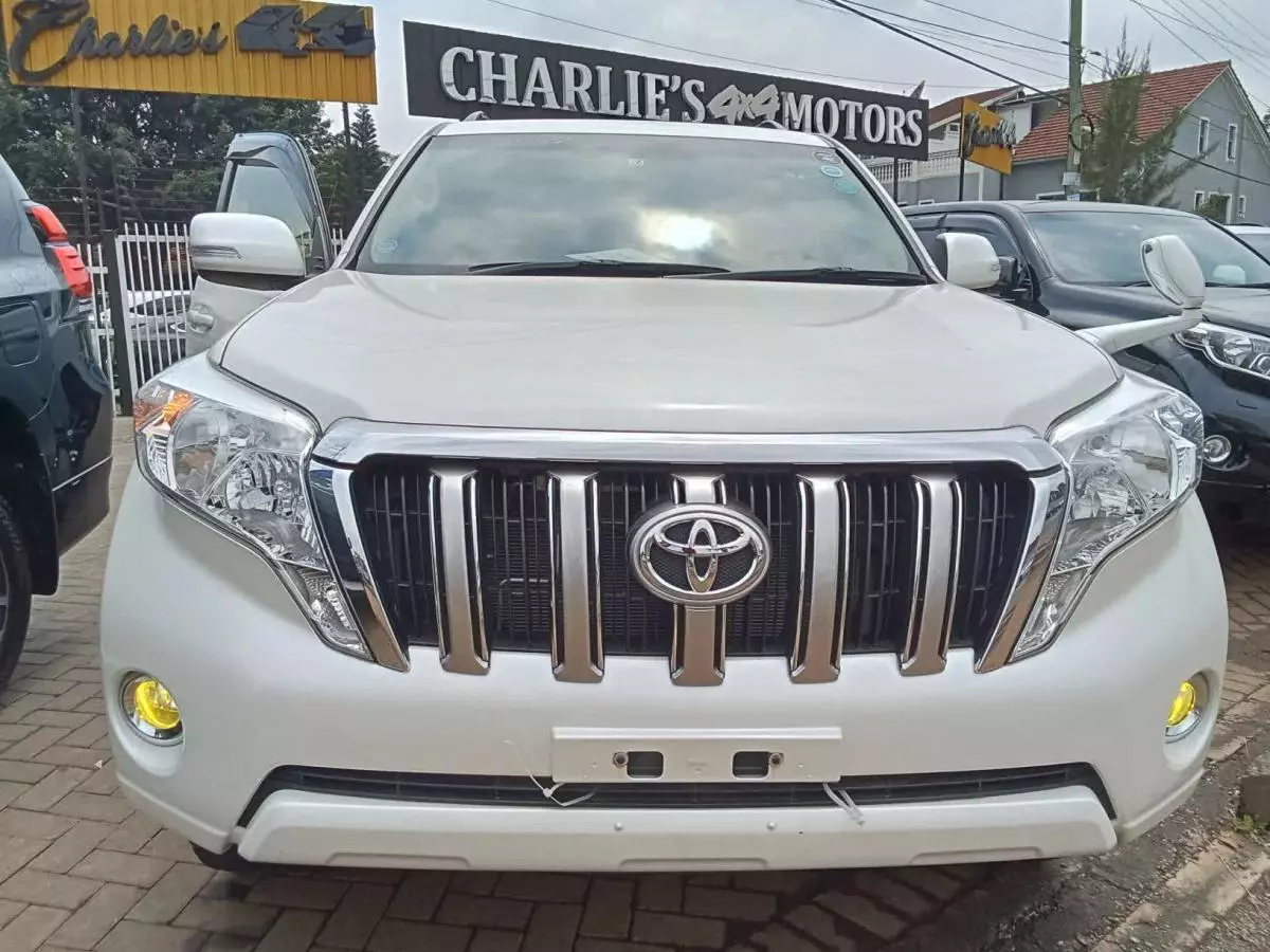 Toyota Land Cruiser Prado   - 2016