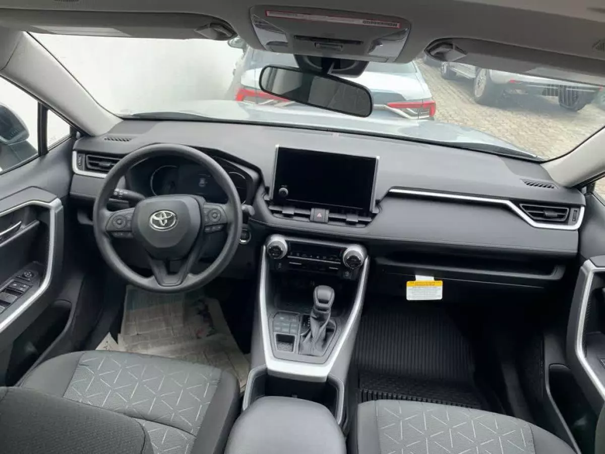 Toyota RAV 4 - 2023