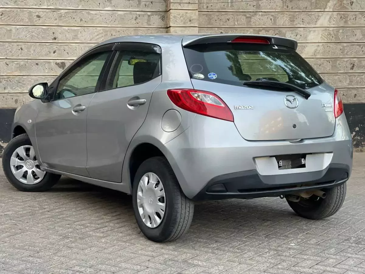 Mazda Demio - 2013