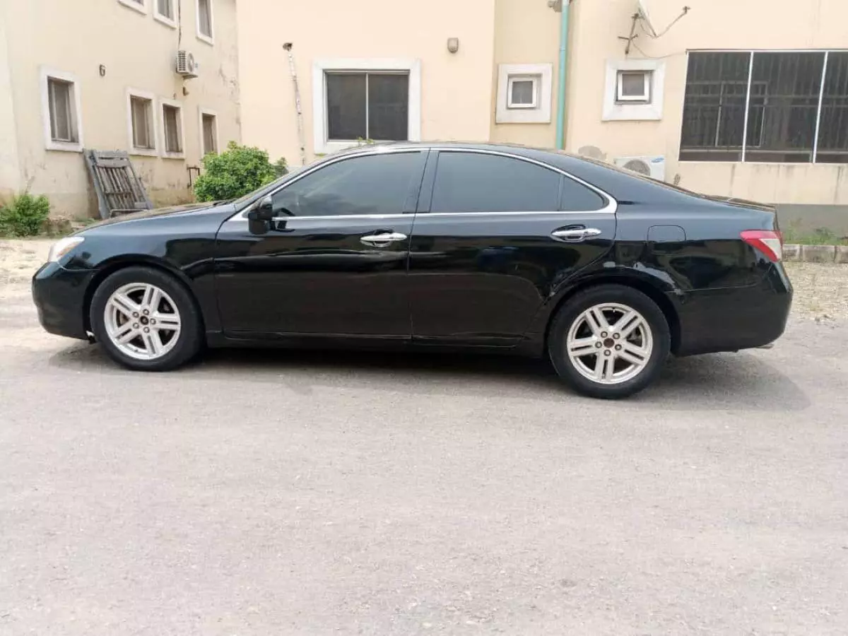 Lexus ES 350   - 2009