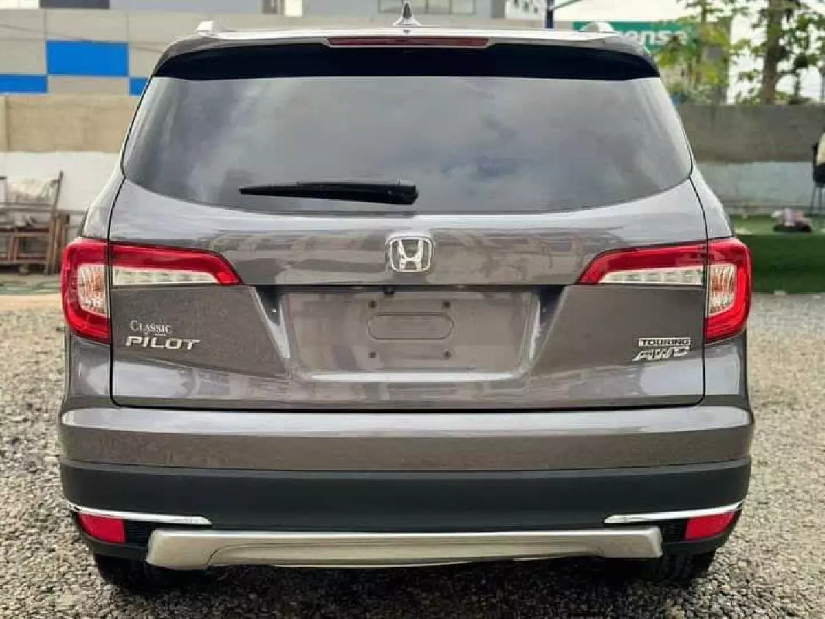 Honda Pilot   - 2021