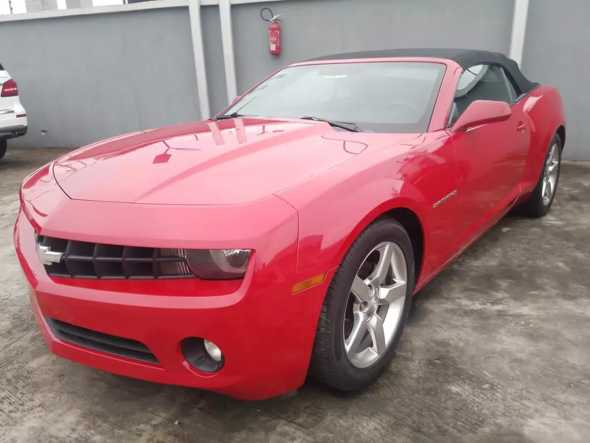 Chevrolet Camaro   - 2011