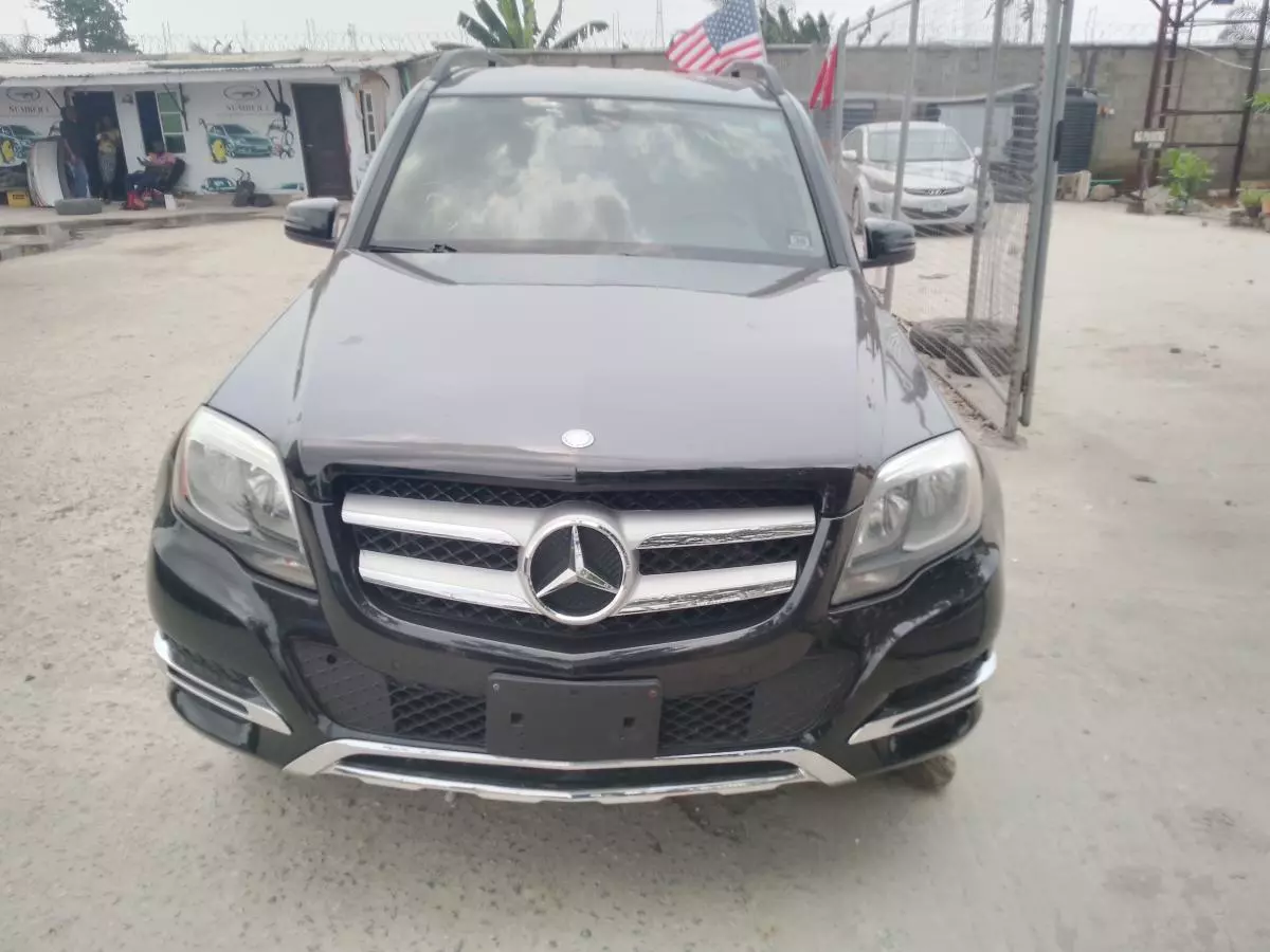 Mercedes-Benz GLK 350   - 2014