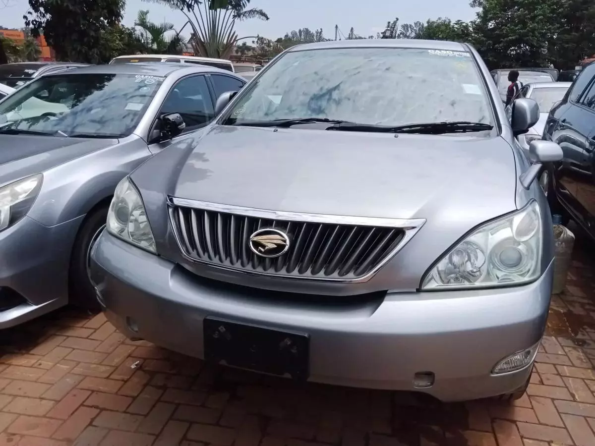 Toyota Harrier   - 2009