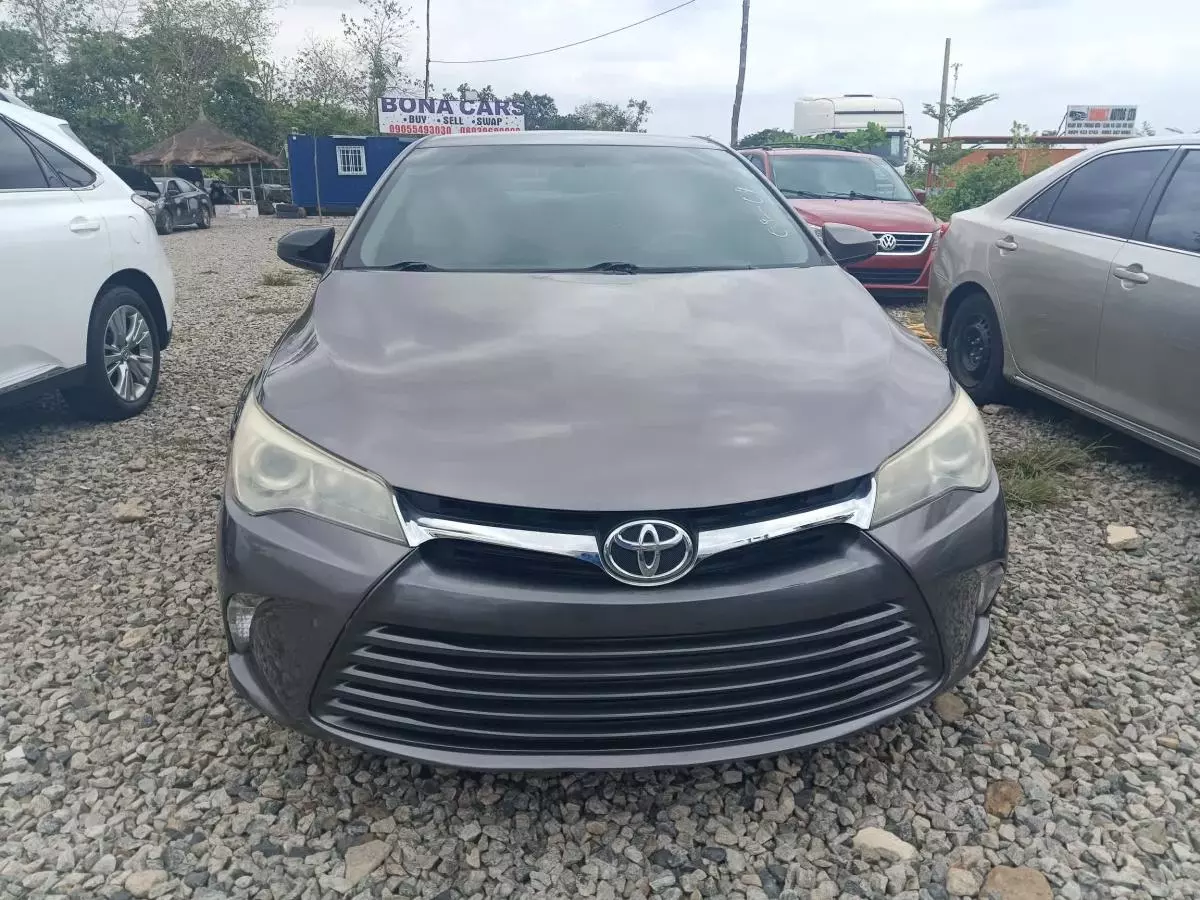 Toyota Camry   - 2015