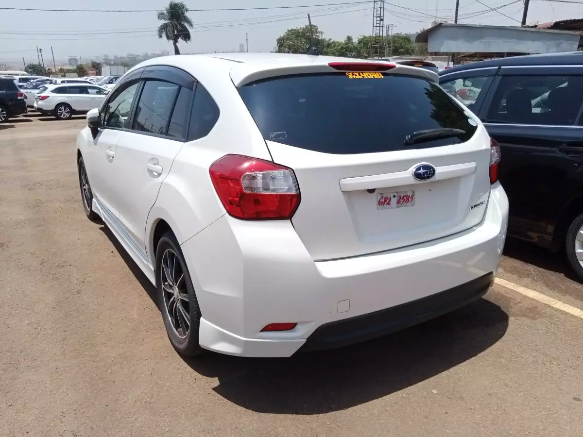 Subaru Impreza   - 2015