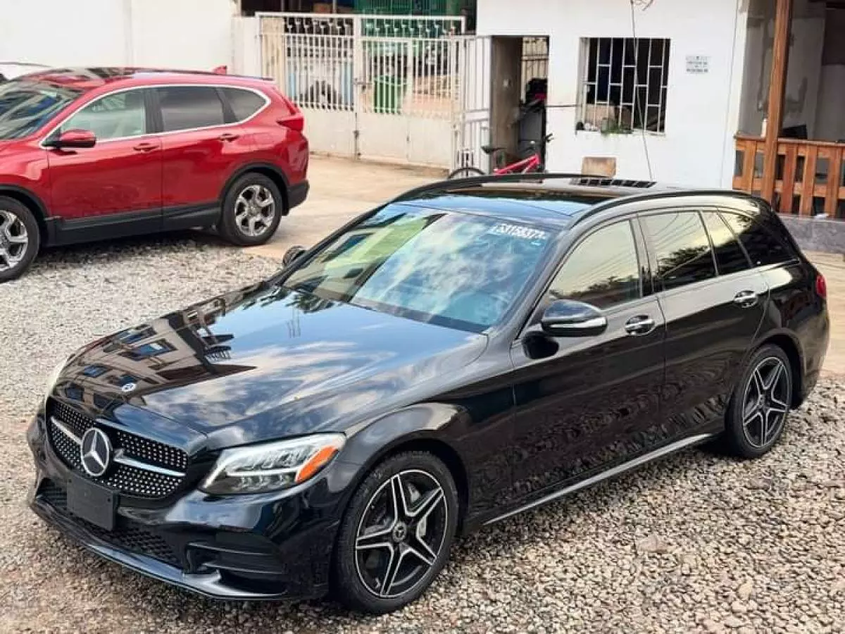 Mercedes-Benz C 300   - 2019