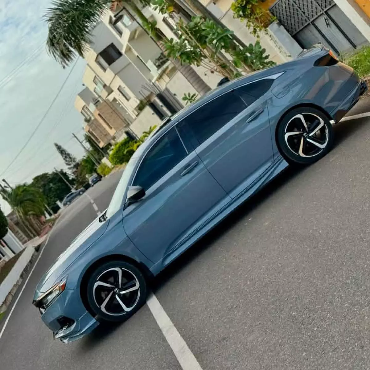 Honda Accord   - 2021