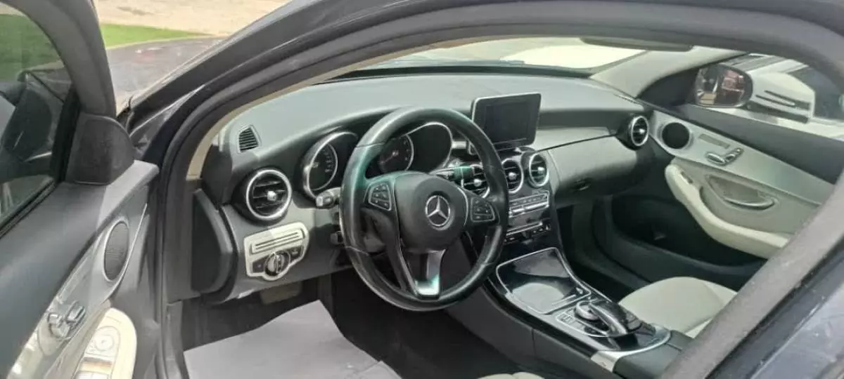 Mercedes-Benz C 300   - 2015