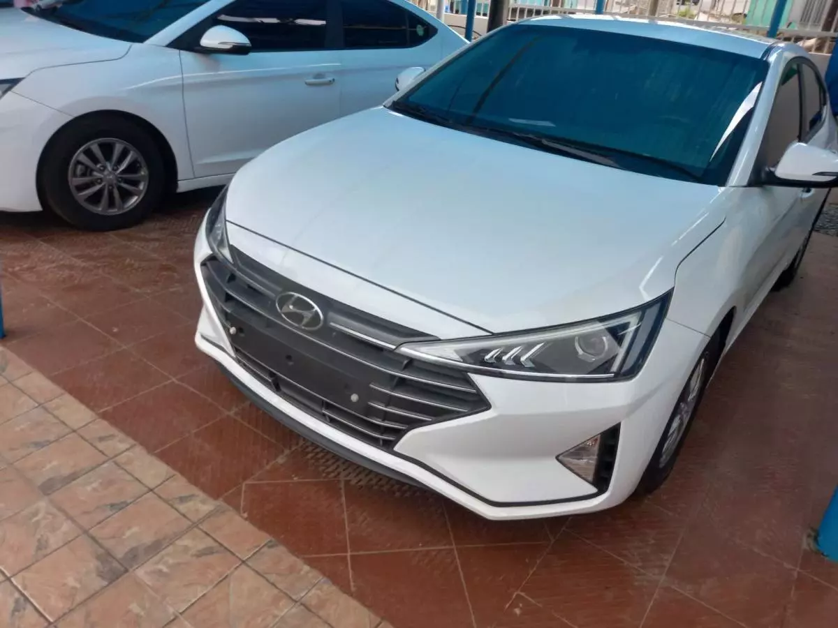 Hyundai Avente   - 2020