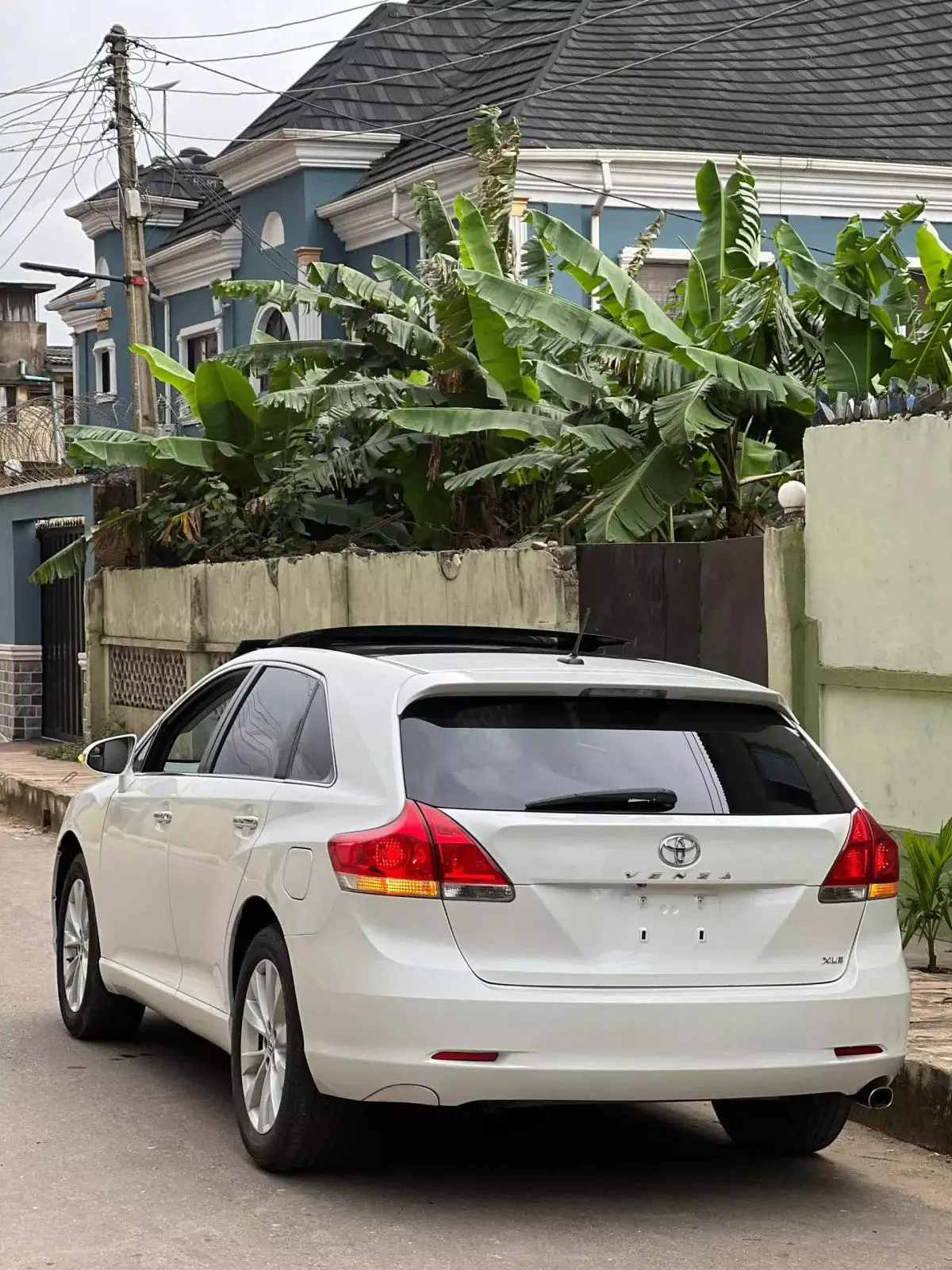 Toyota Venza   - 2015