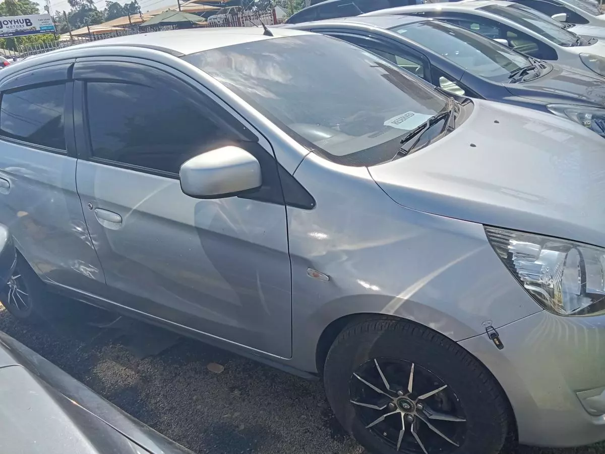 Mitsubishi Mirage   - 2014