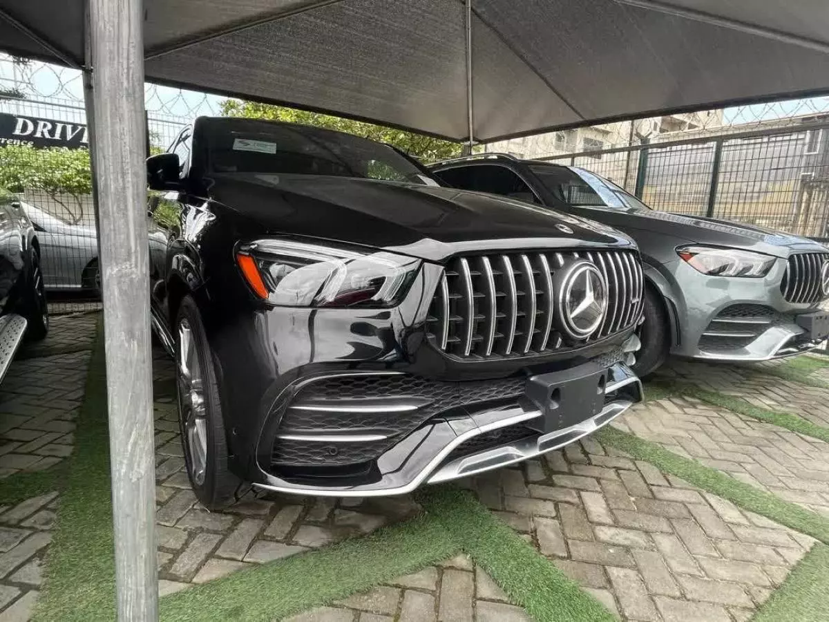 Mercedes-Benz GLE 53 AMG   - 2021