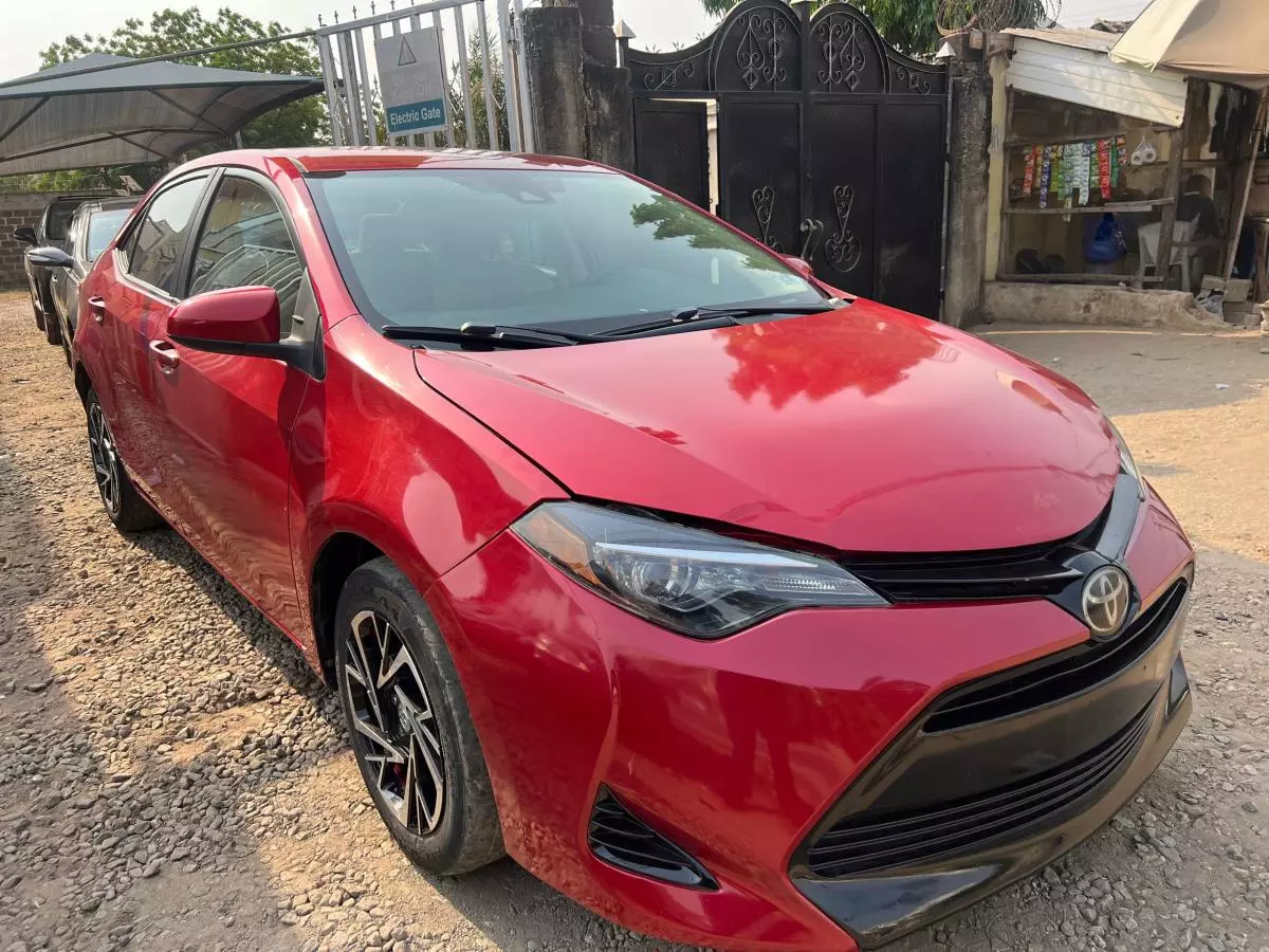 Toyota Corolla   - 2019