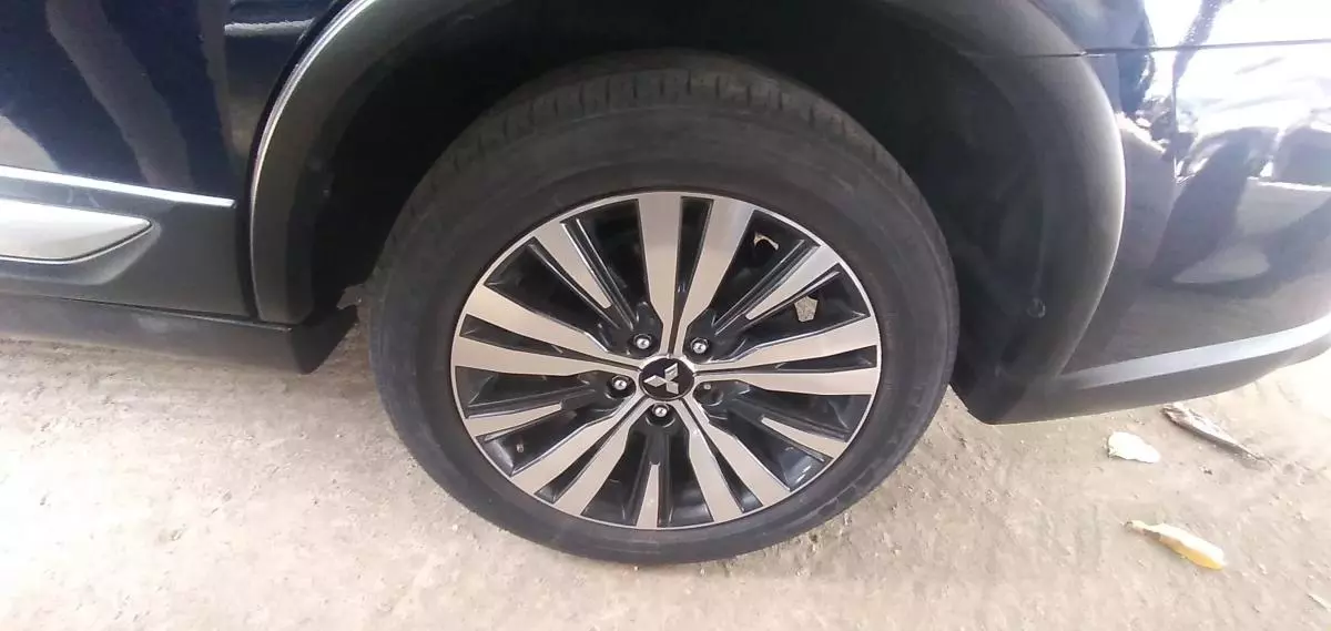 Mitsubishi Outlander GLX - 2017
