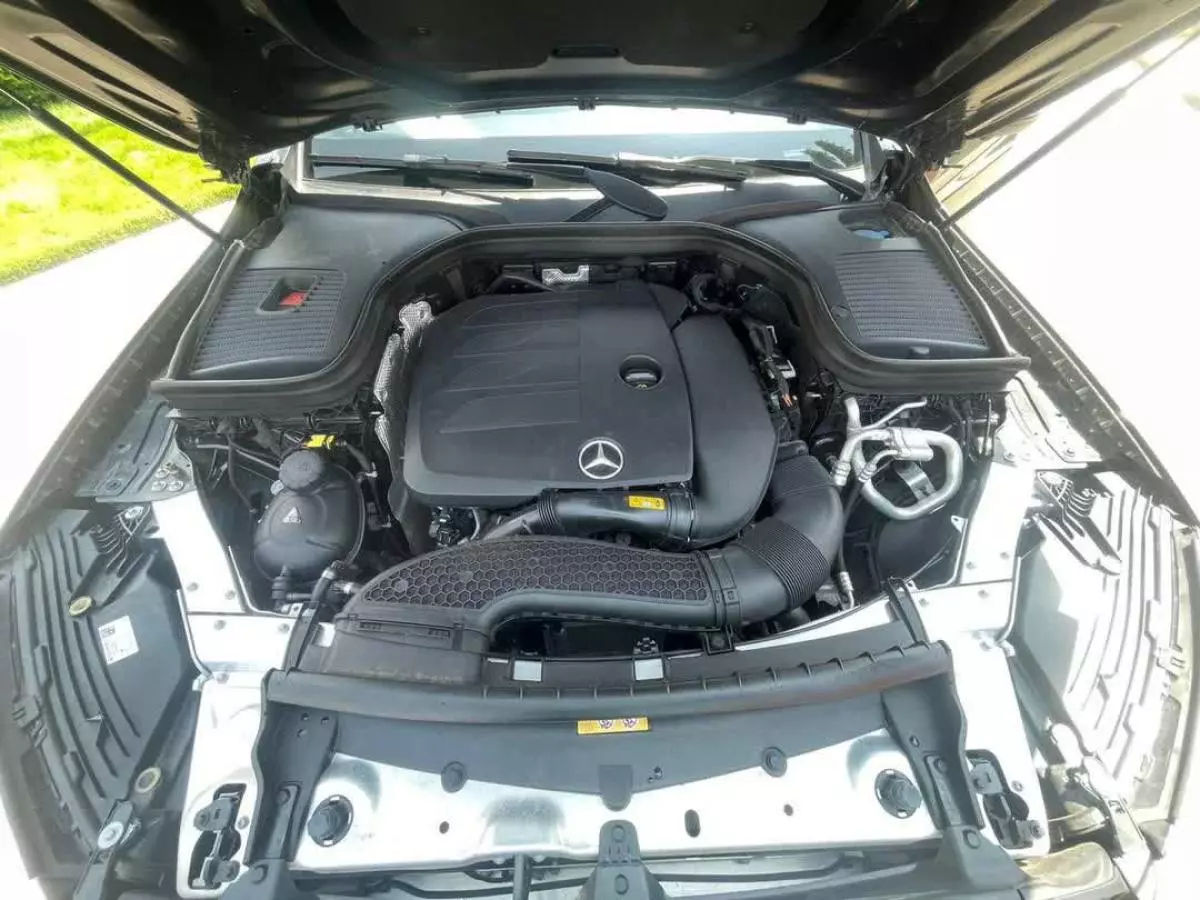 Mercedes-Benz GLC 300   - 2022