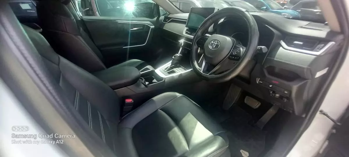 Toyota RAV 4   - 2016