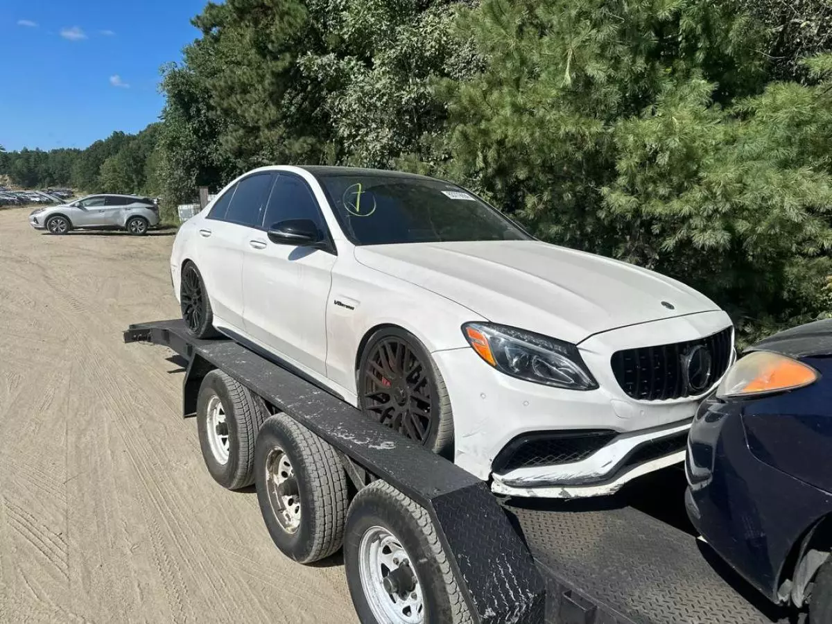 Mercedes-Benz C 63 AMG   - 2016