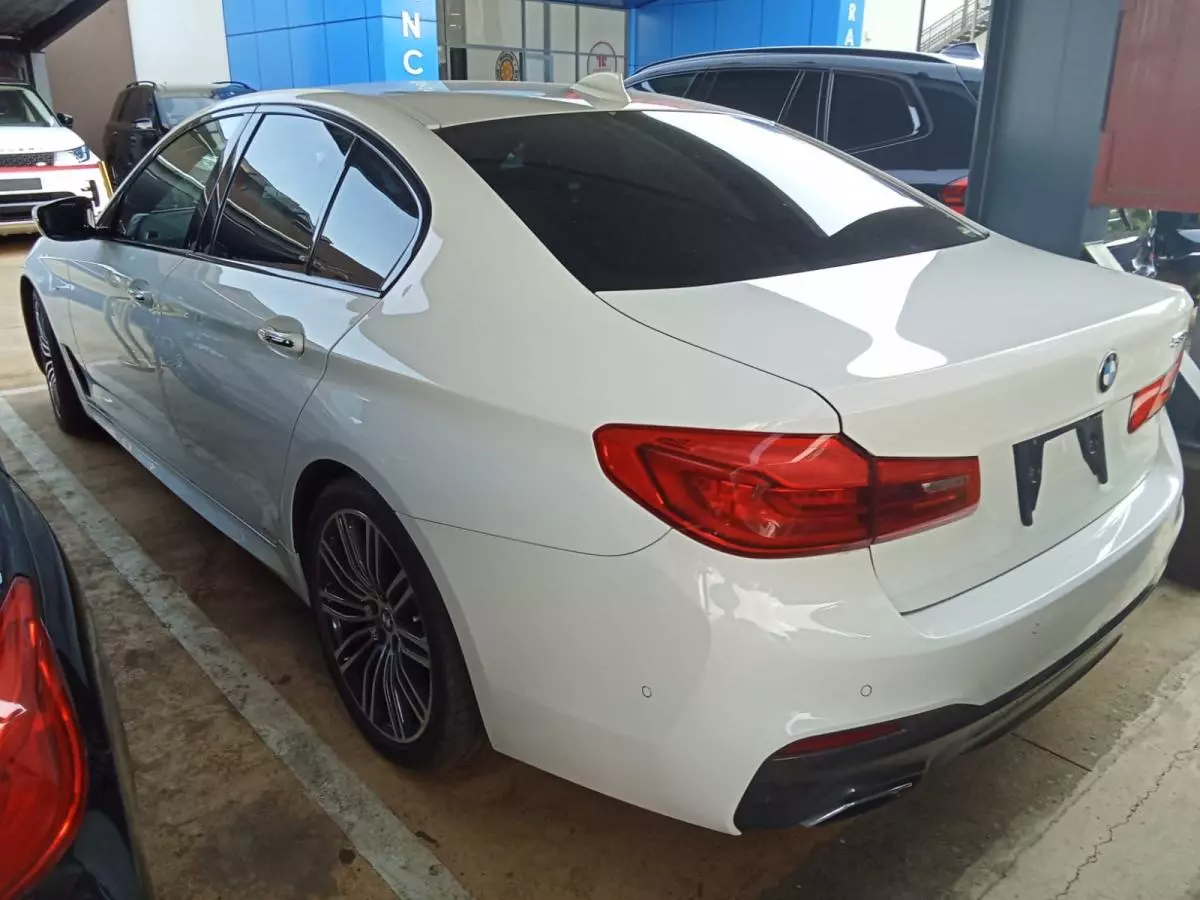 BMW 530i   - 2017