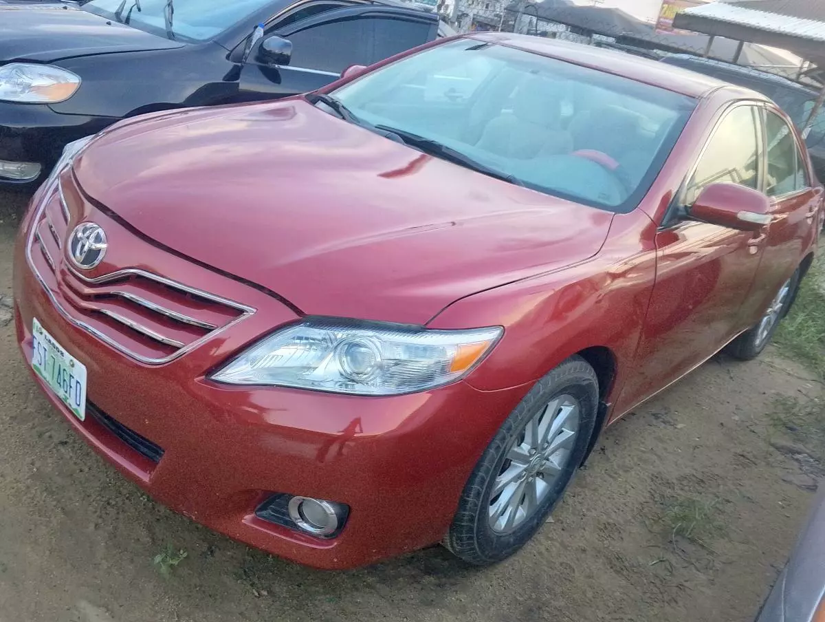 Toyota Camry   - 2007