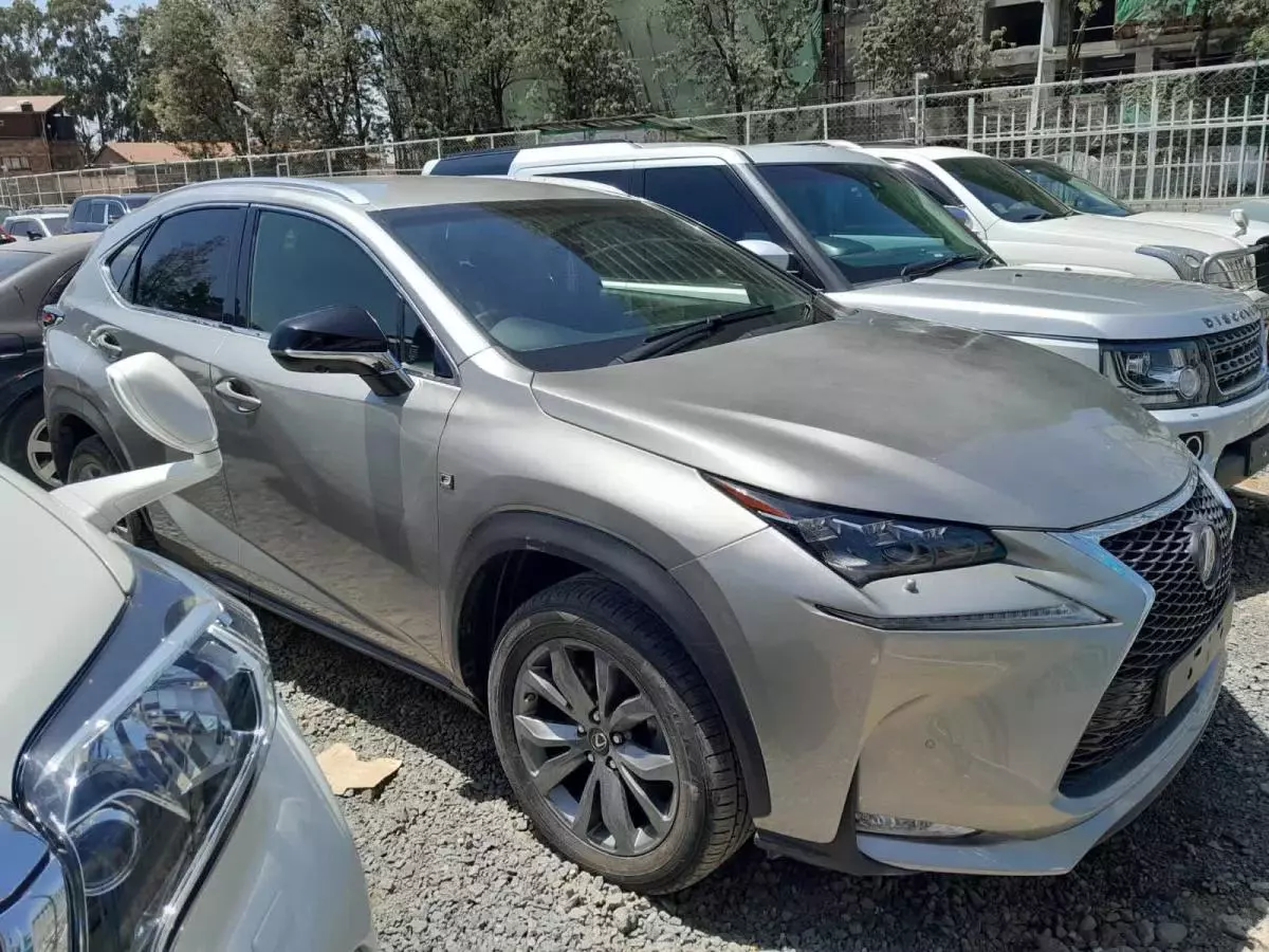 Lexus NX 200 - 2017