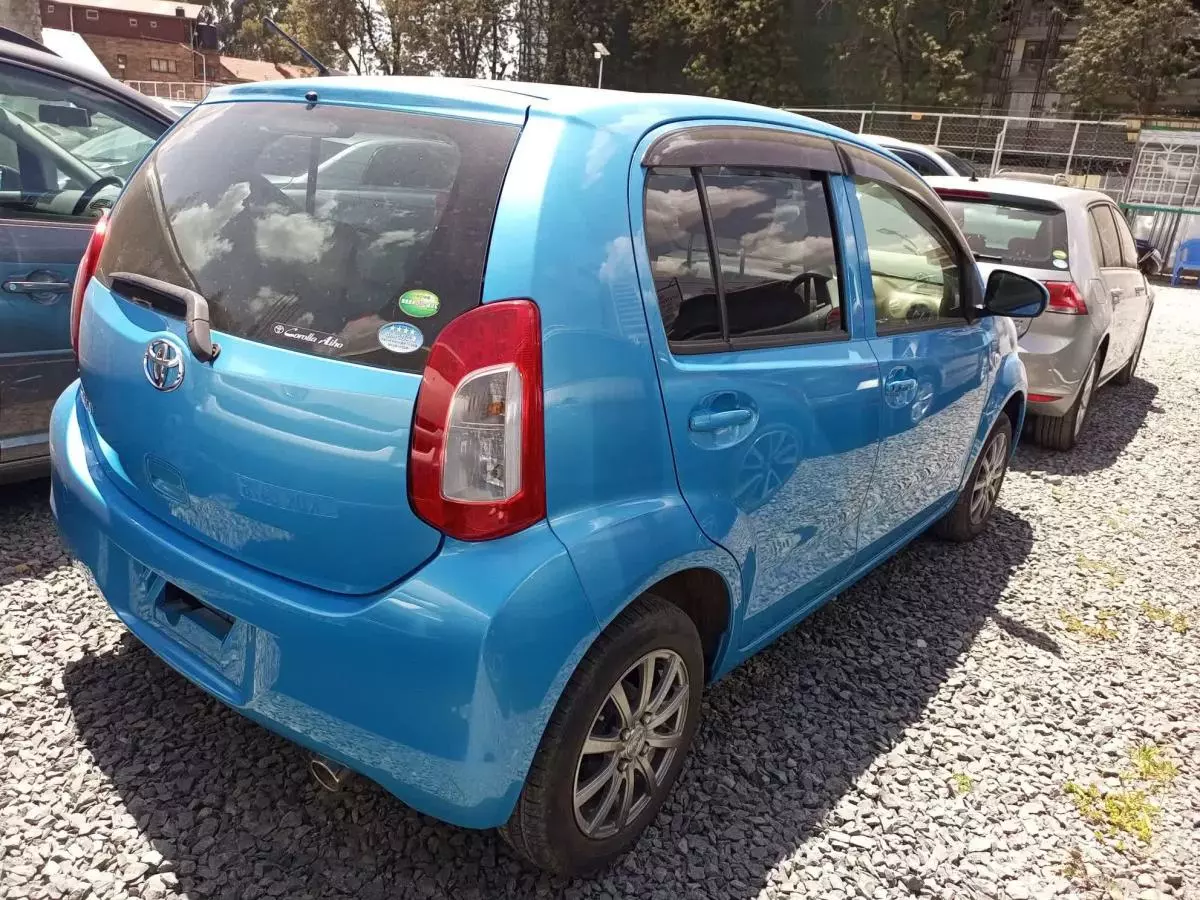 Toyota Passo - 2015