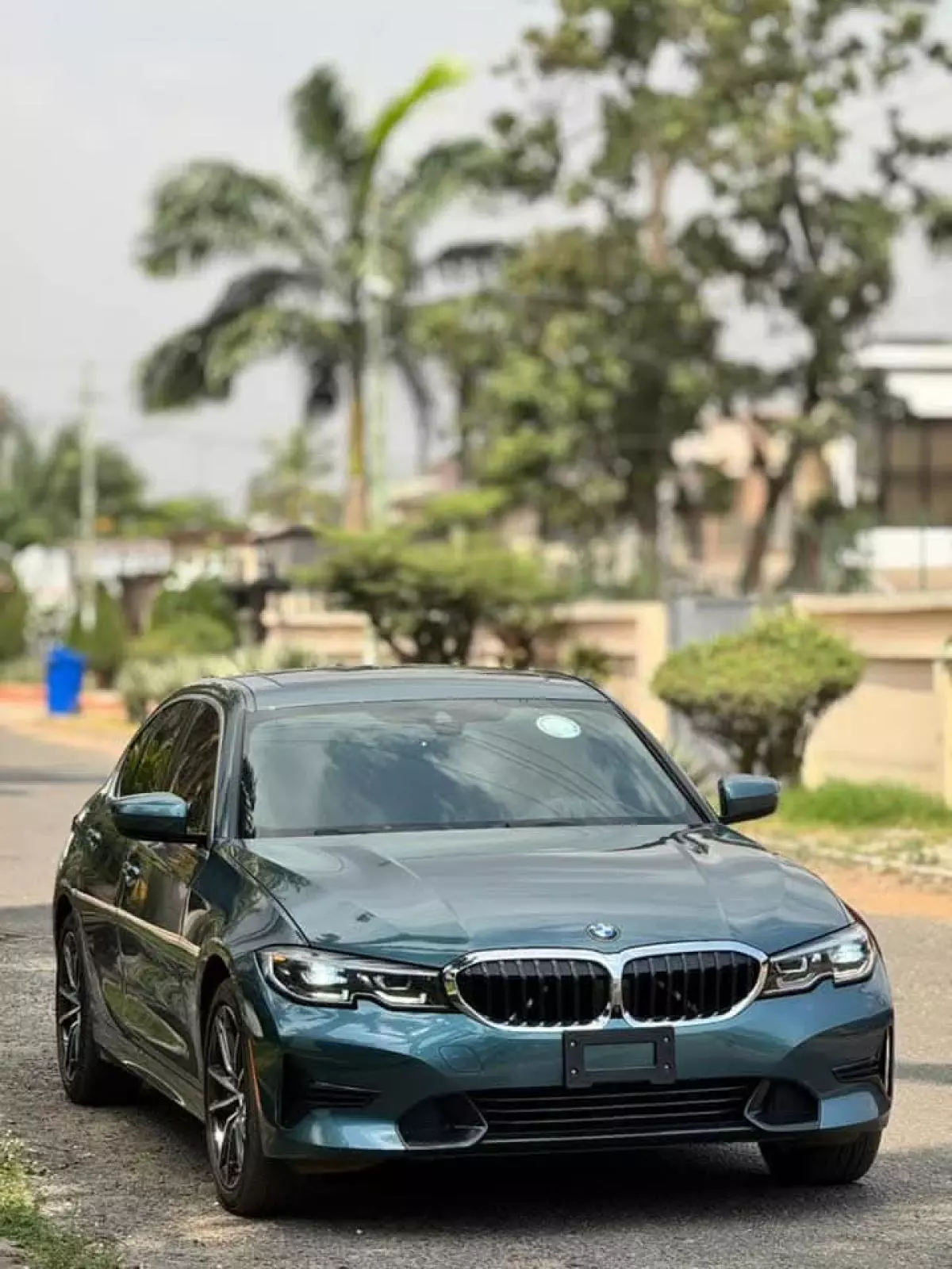 BMW 330i   - 2021