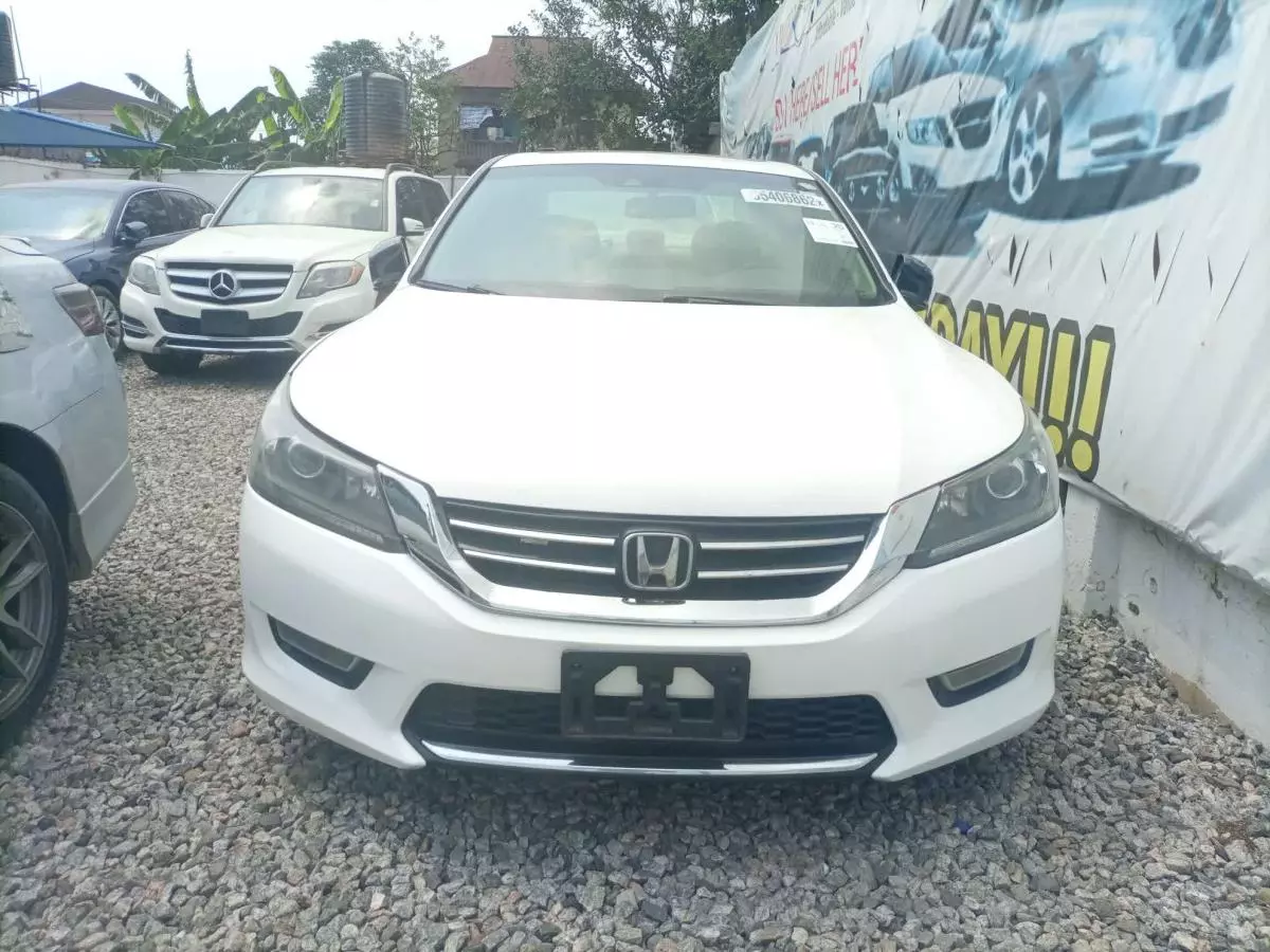 Honda Accord - 2013