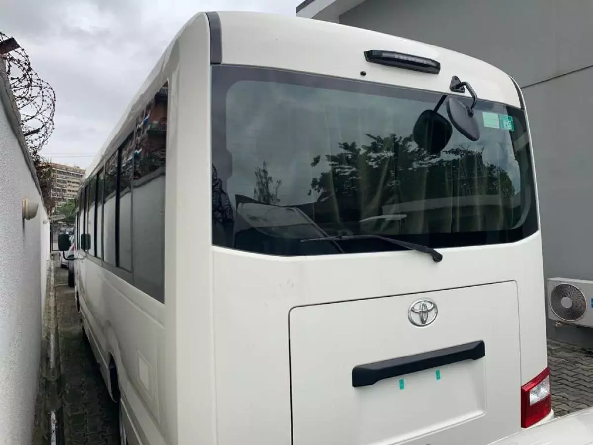 Toyota Coaster - 2022