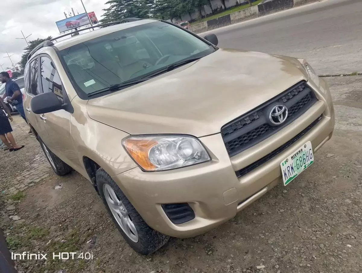 Toyota RAV 4   - 2009